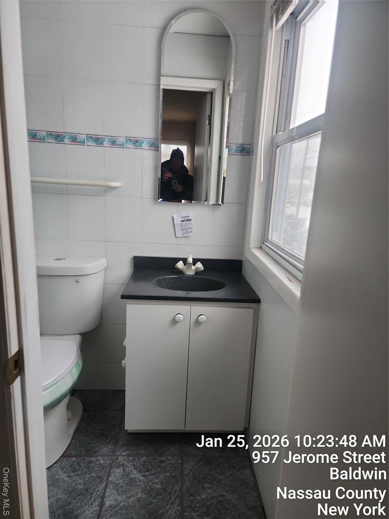 957 Jerome ST, Baldwin Harbor, NY 11510