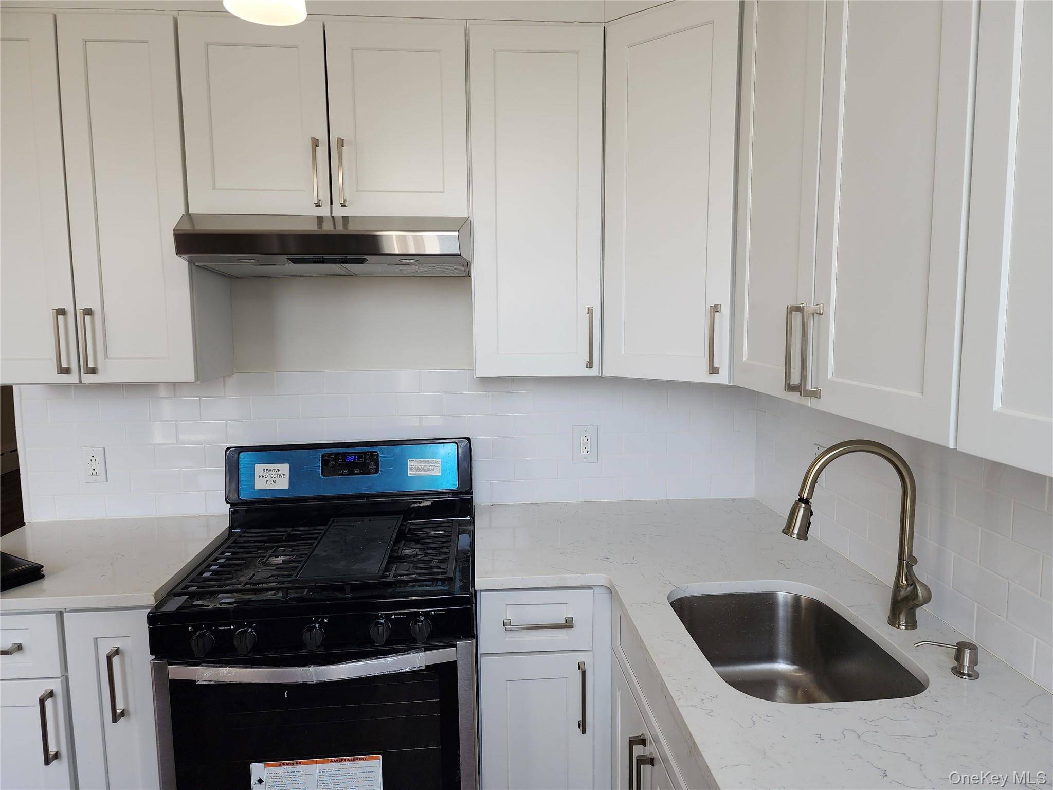 6410 Myrtle AVE, Glendale, NY 11385