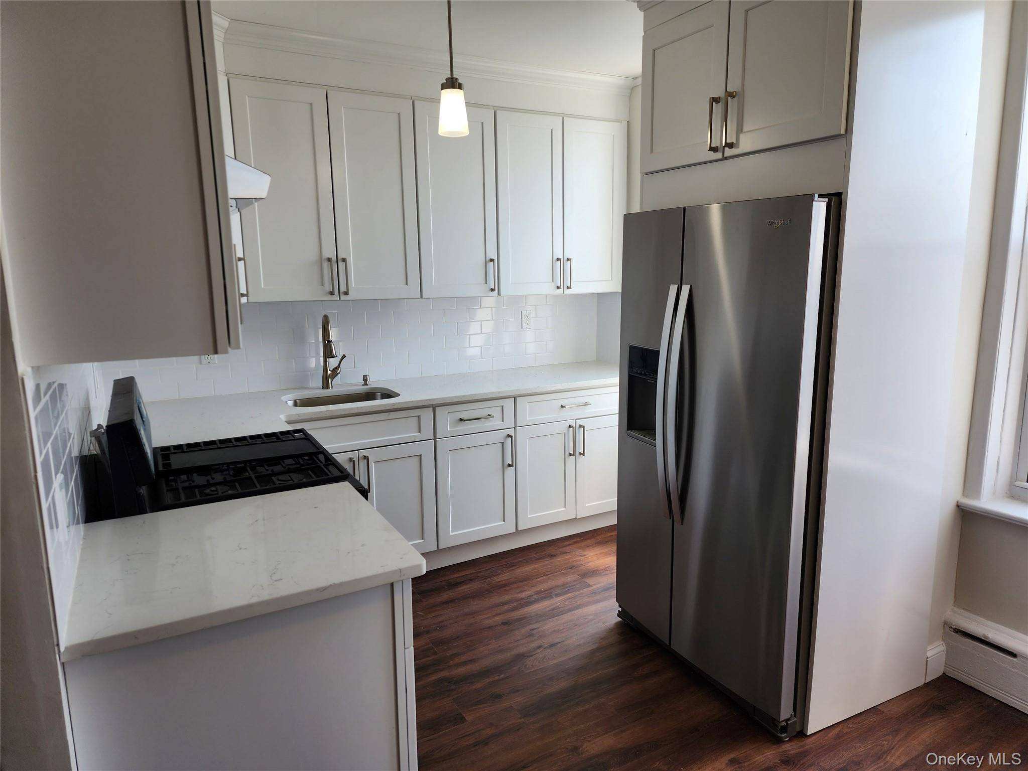 6410 Myrtle AVE, Glendale, NY 11385