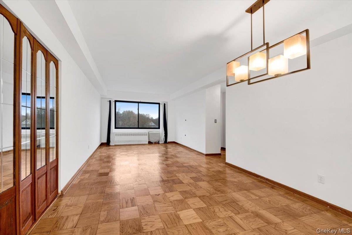 25 Lake ST #7H, White Plains, NY 10603