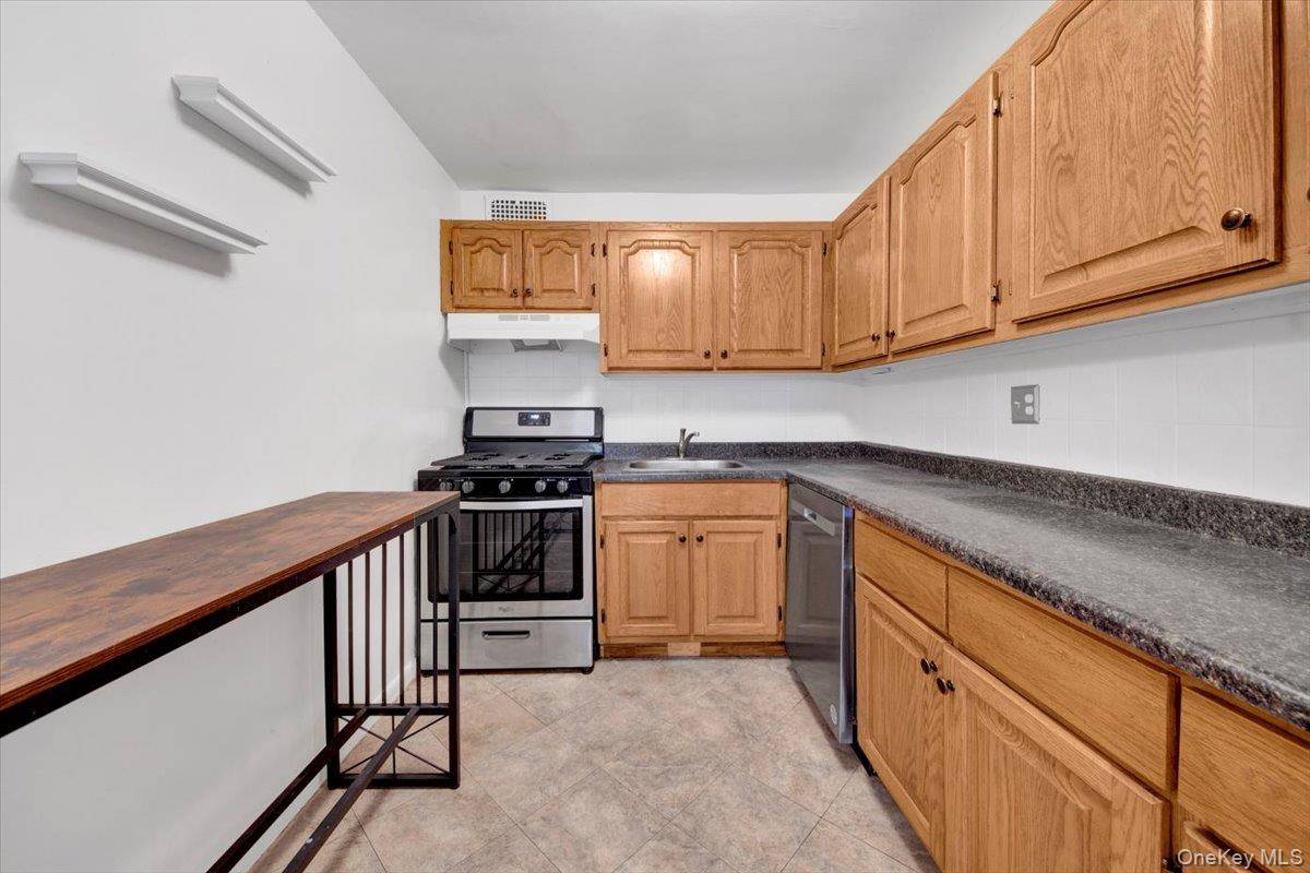 25 Lake ST #7H, White Plains, NY 10603