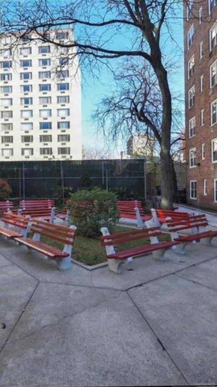 142-05 Roosevelt AVE #602, Flushing, NY 11354