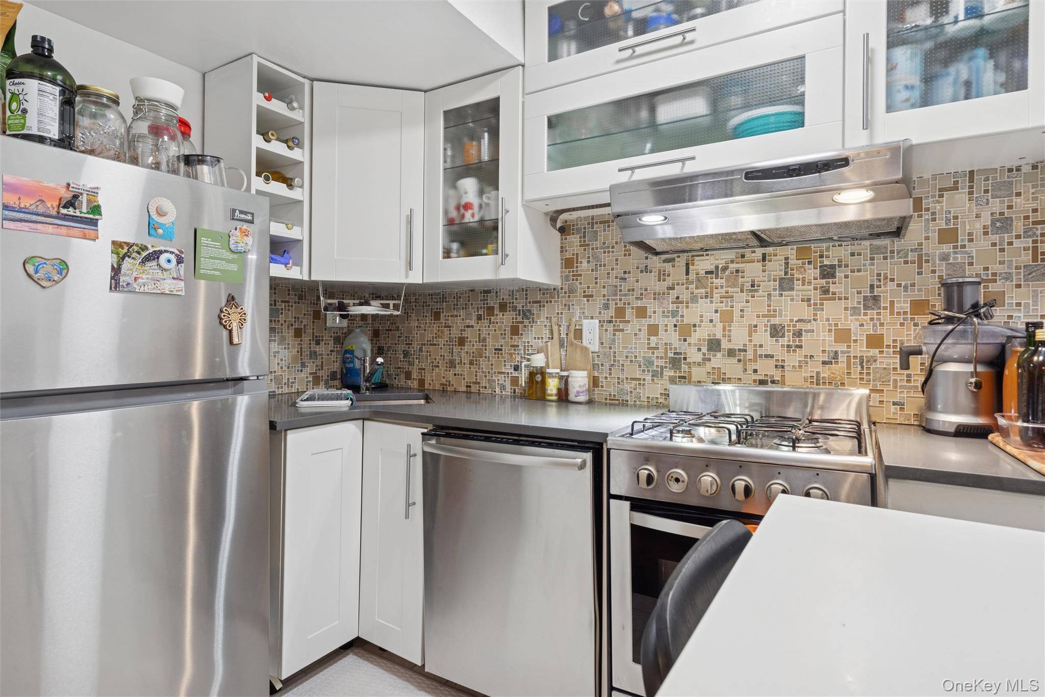 75-02 Austin ST #2C, Forest Hills, NY 11375