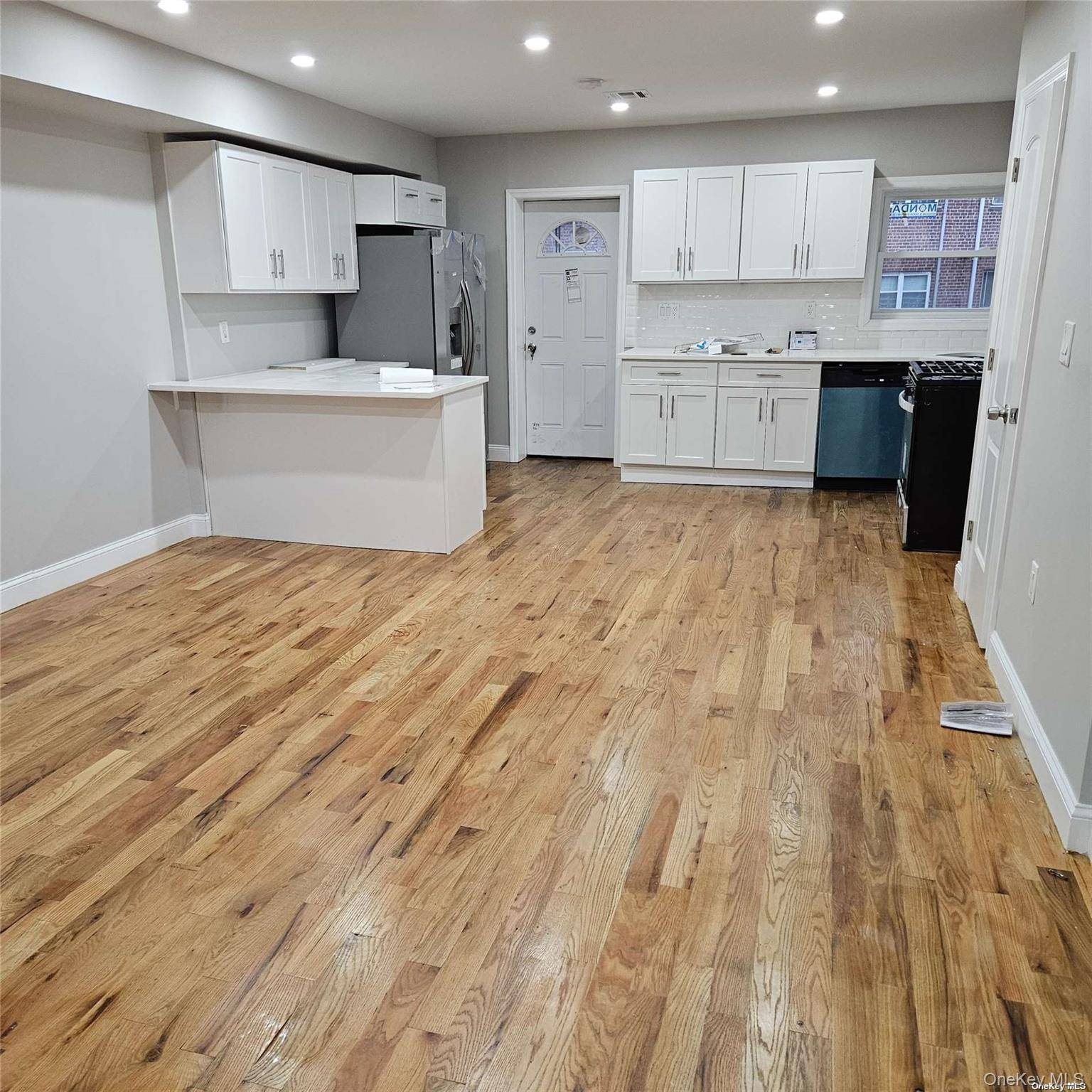 1918 Hunt AVE, Bronx, NY 10462