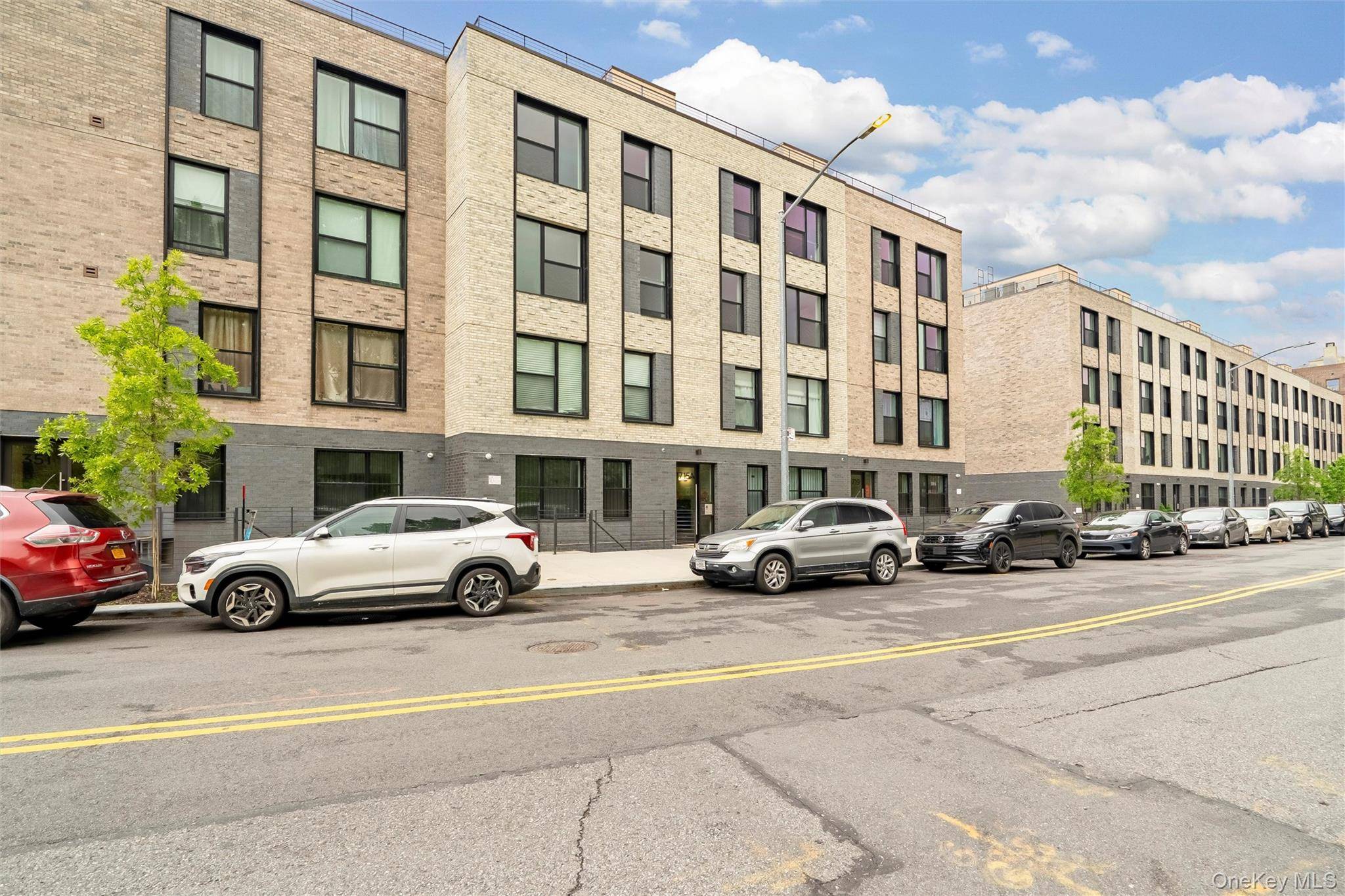 1731 Lacombe AVE #4B, Bronx, NY 10473