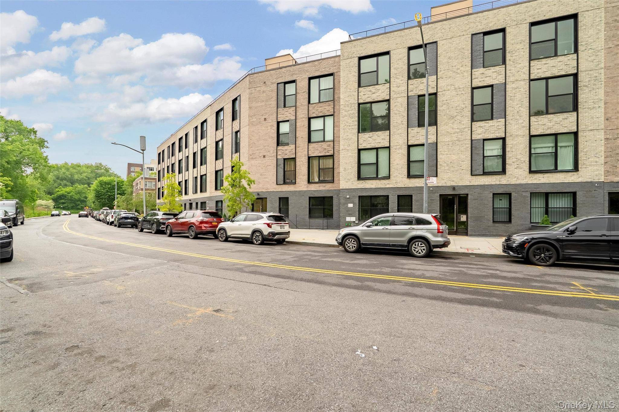 1731 Lacombe AVE #1B, Bronx, NY 10473
