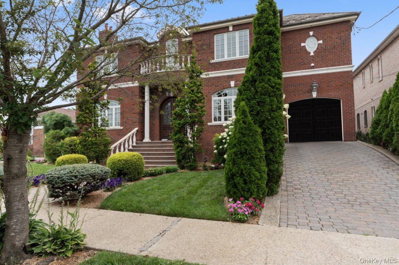 14910 7th AVE, Whitestone, NY 11357