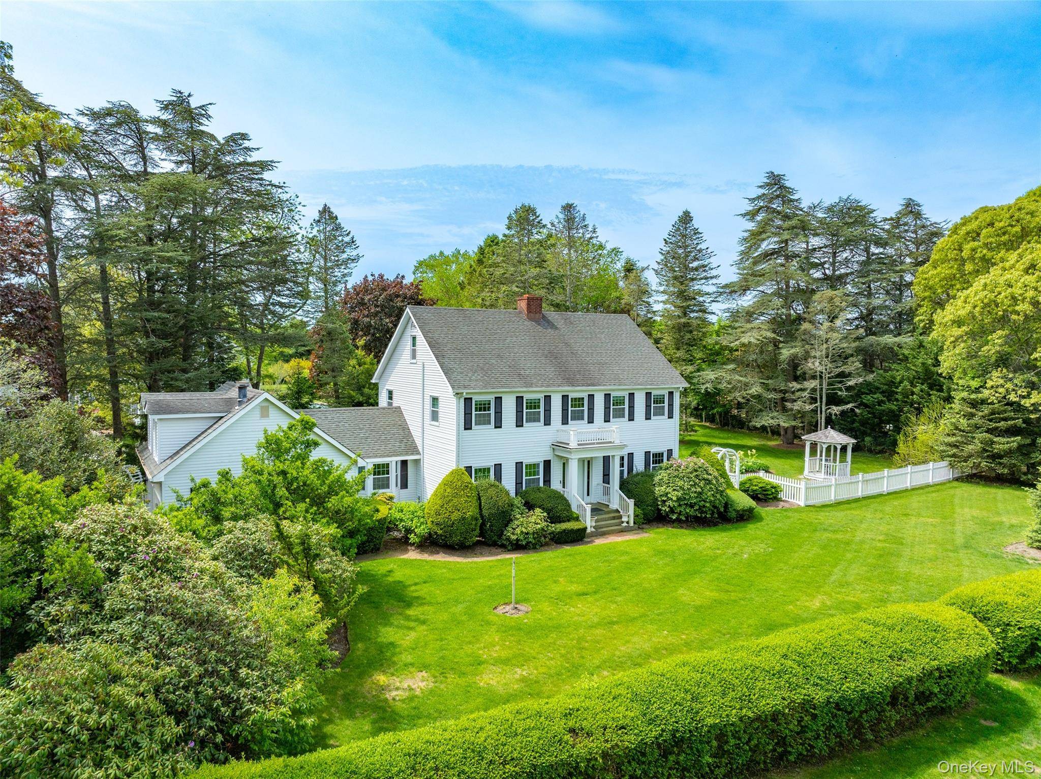 110 Sleepy Hollow LN, Southold, NY 11971