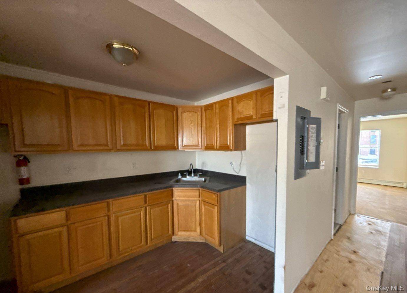 160 Beach 30th ST, Far Rockaway, NY 11691