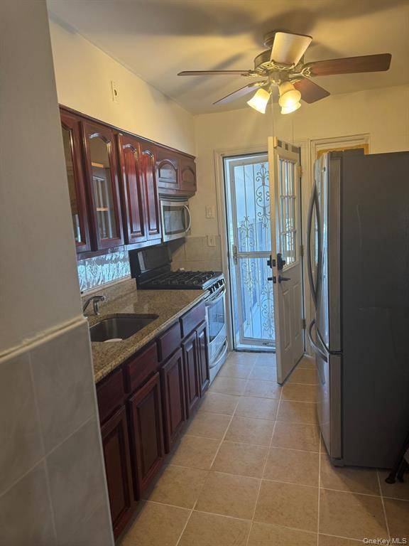 229-11 141St AVE, Laurelton, NY 11413