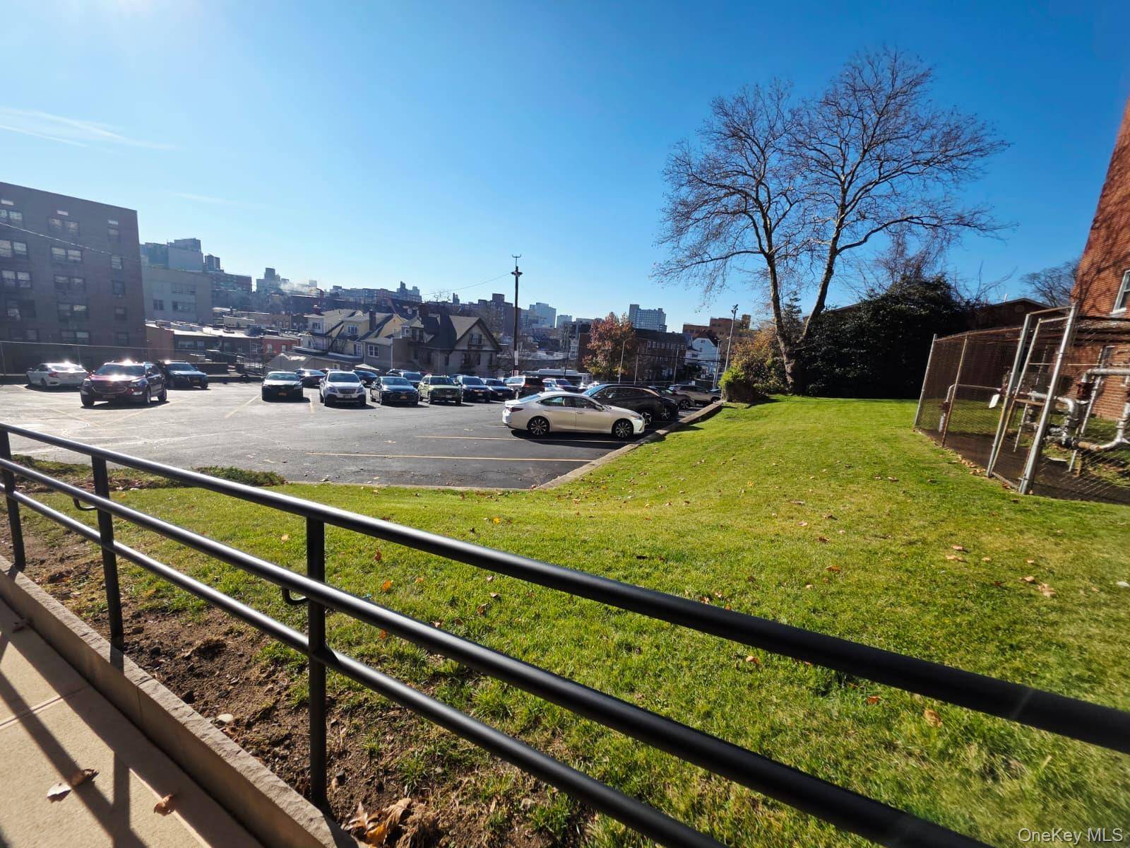 16420 Highland AVE #2V, Jamaica Hills, NY 11432