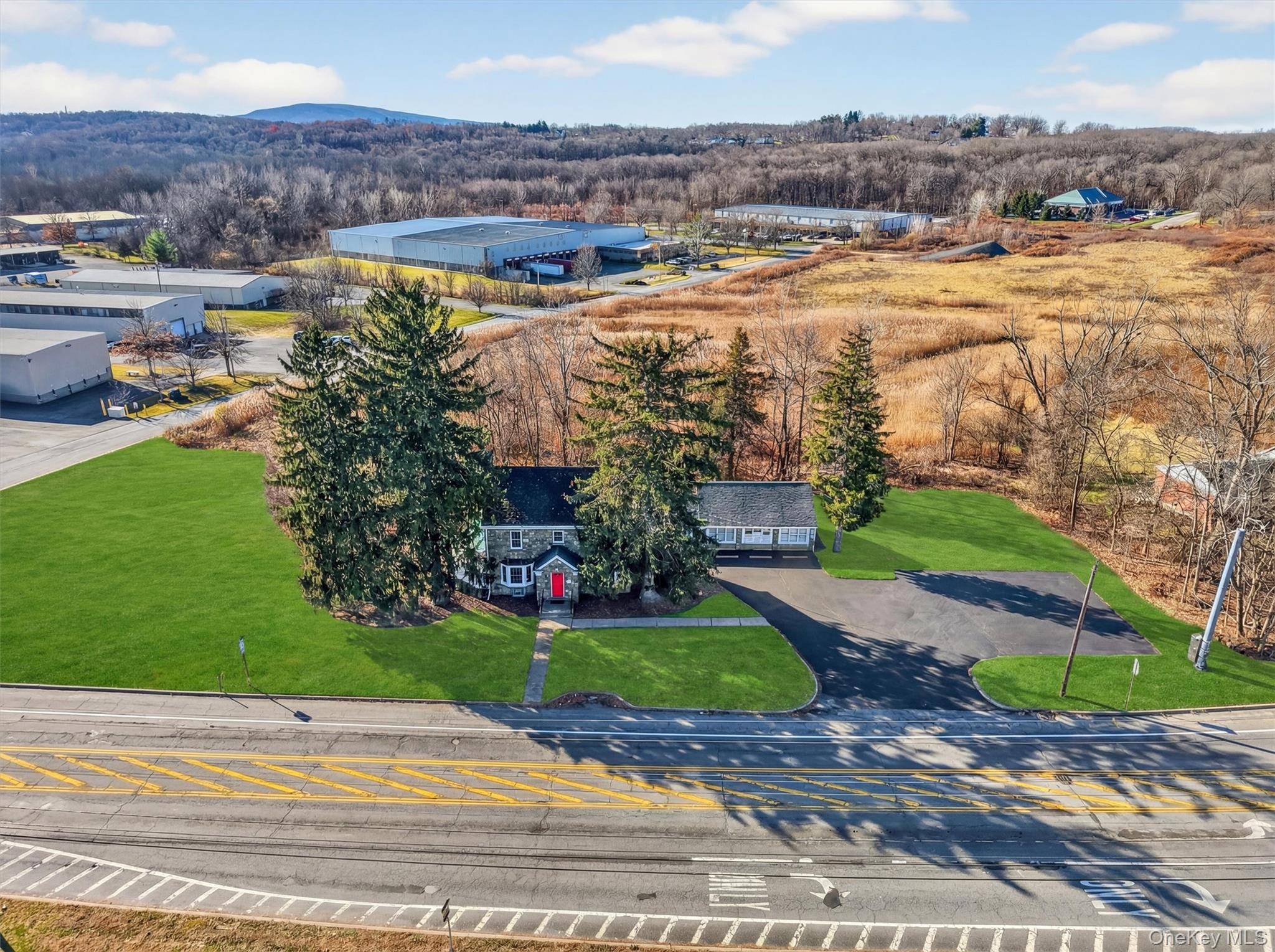 563 Temple Hill RD, New Windsor, NY 12553