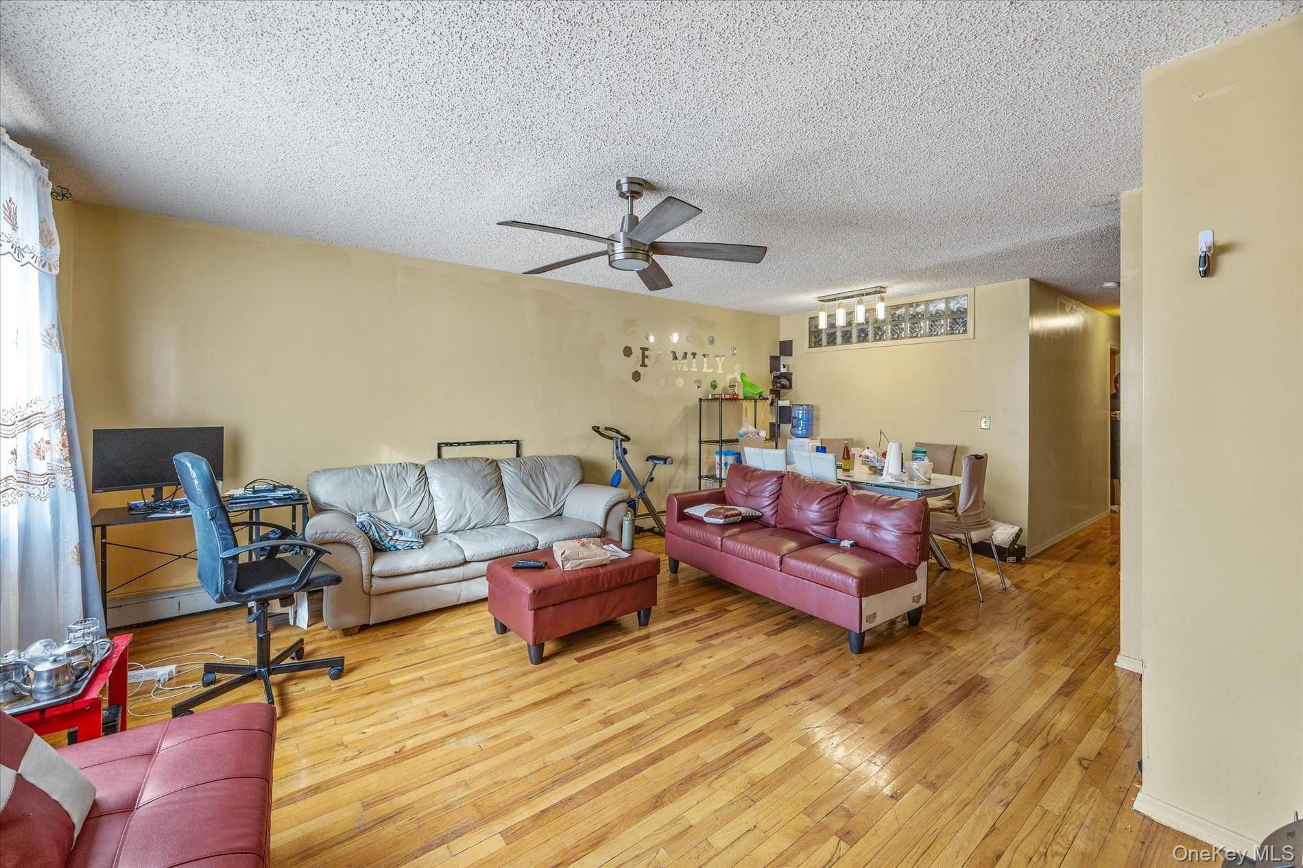 657 E 102nd ST, Brooklyn, NY 11236