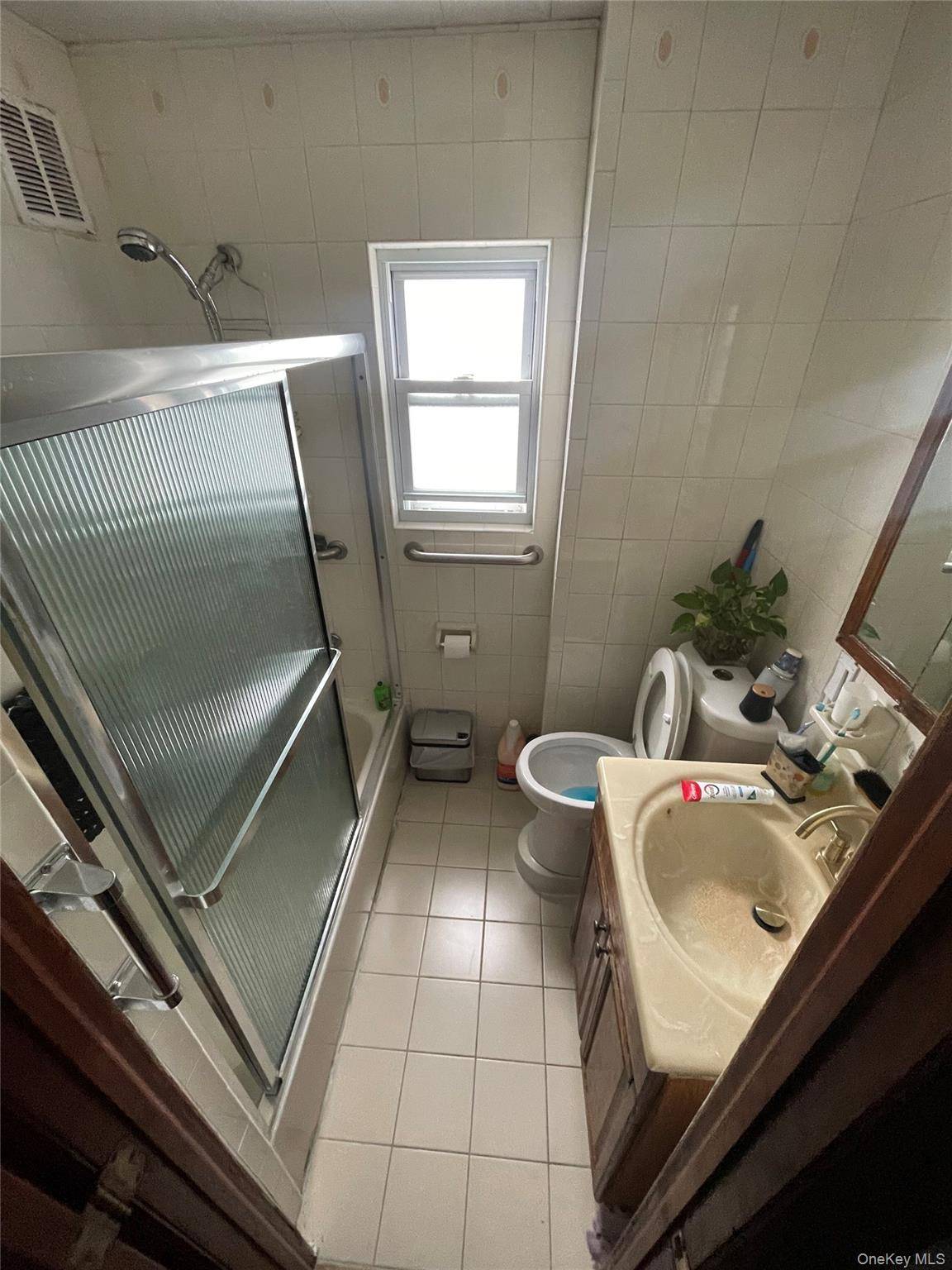 10620 109th AVE, Ozone Park, NY 11417