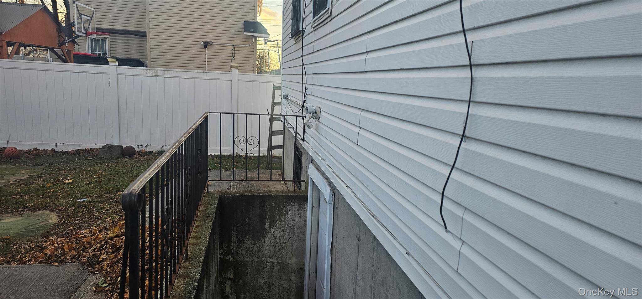 144-49 223rd ST, Laurelton, NY 11413