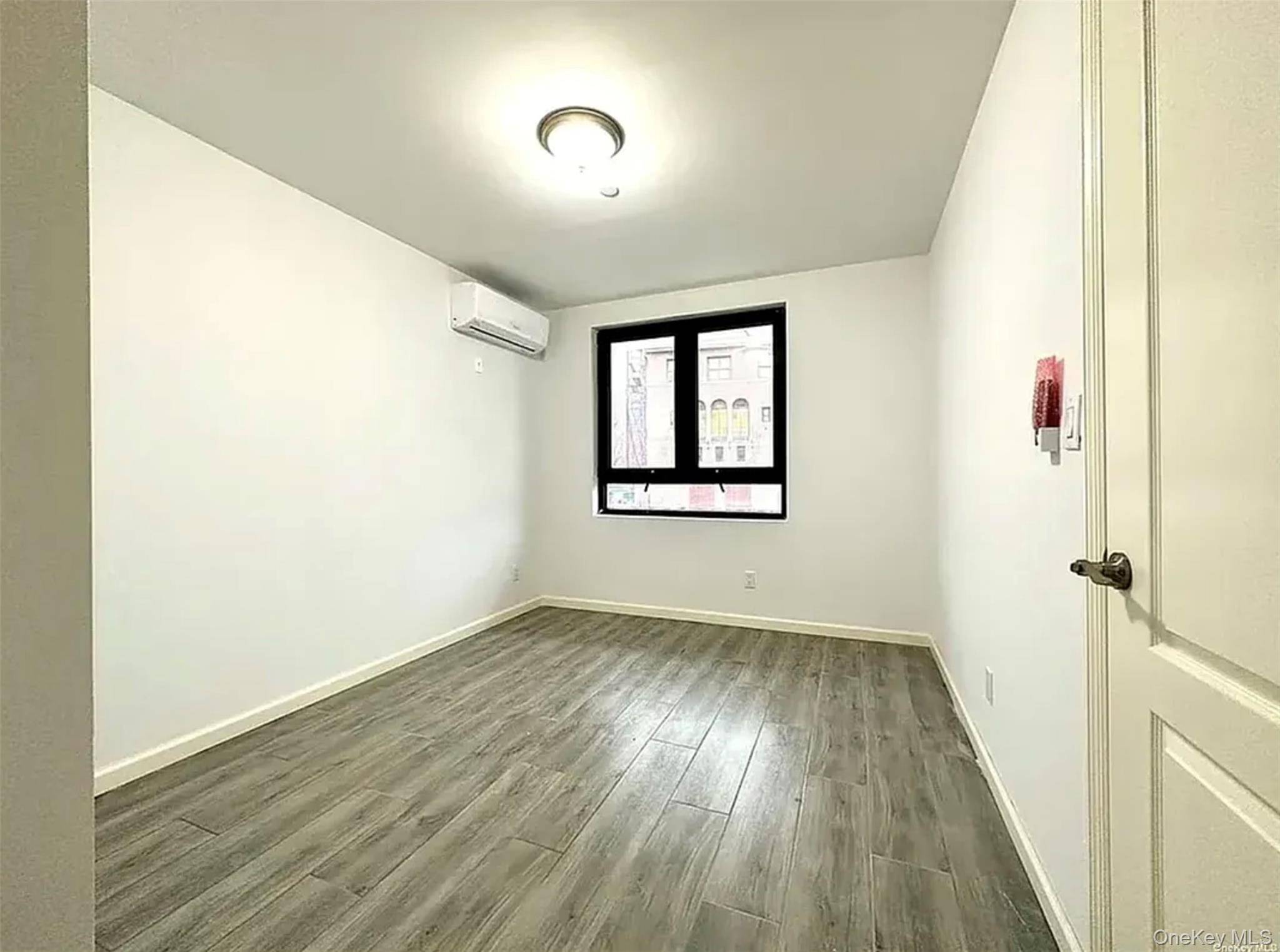 7302 Woodside AVE #3A, Woodside, NY 11377