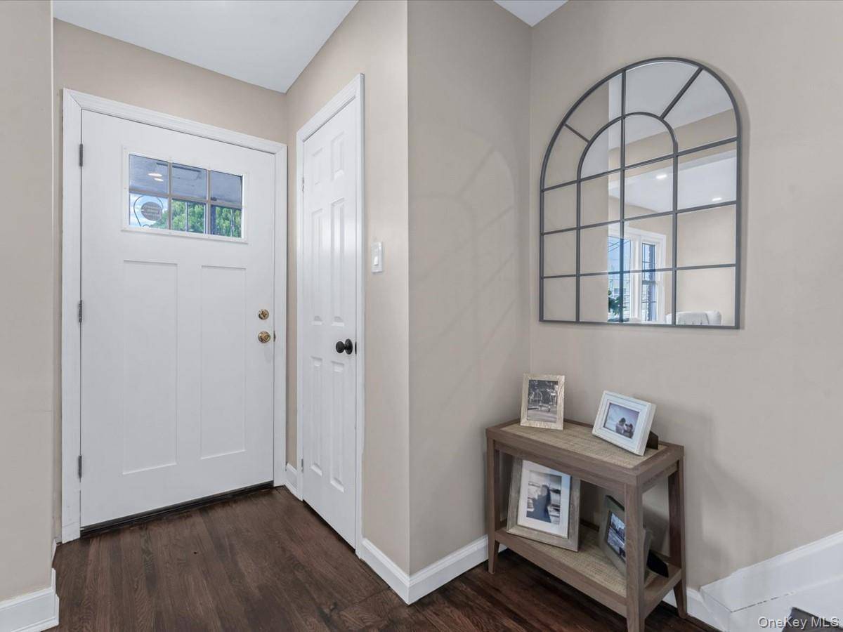 10514 Van Wyck EXPY, Richmond Hill S., NY 11419