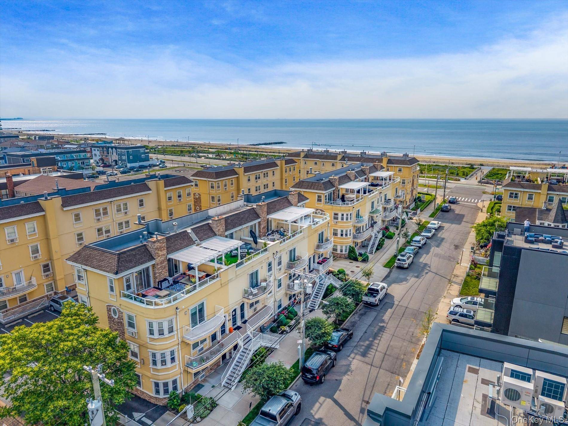 183 Beach 100th ST #6B, Rockaway Park, NY 11694