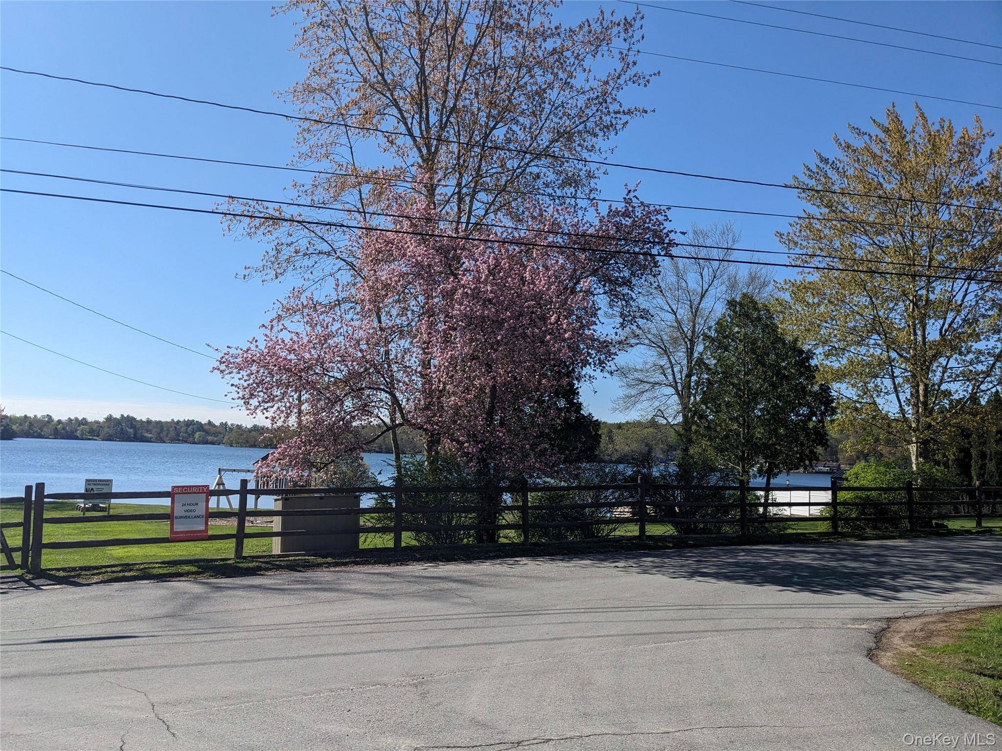 4030 W Shore DR, Kauneonga Lake, NY 12749