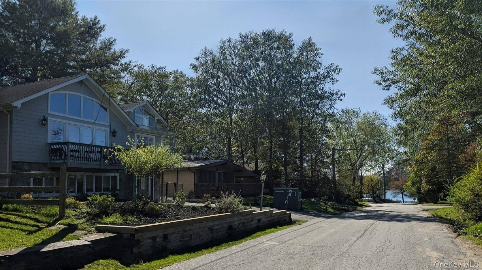 4030 W Shore DR, Kauneonga Lake, NY 12749