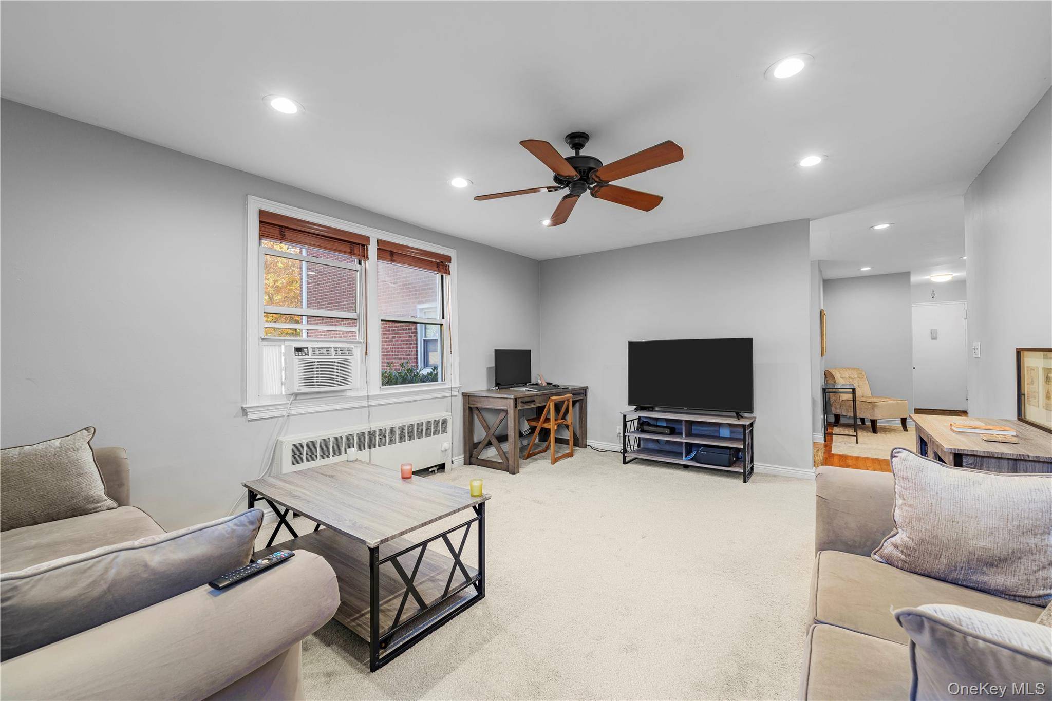 13 Bryant Cres #1D, White Plains, NY 10605