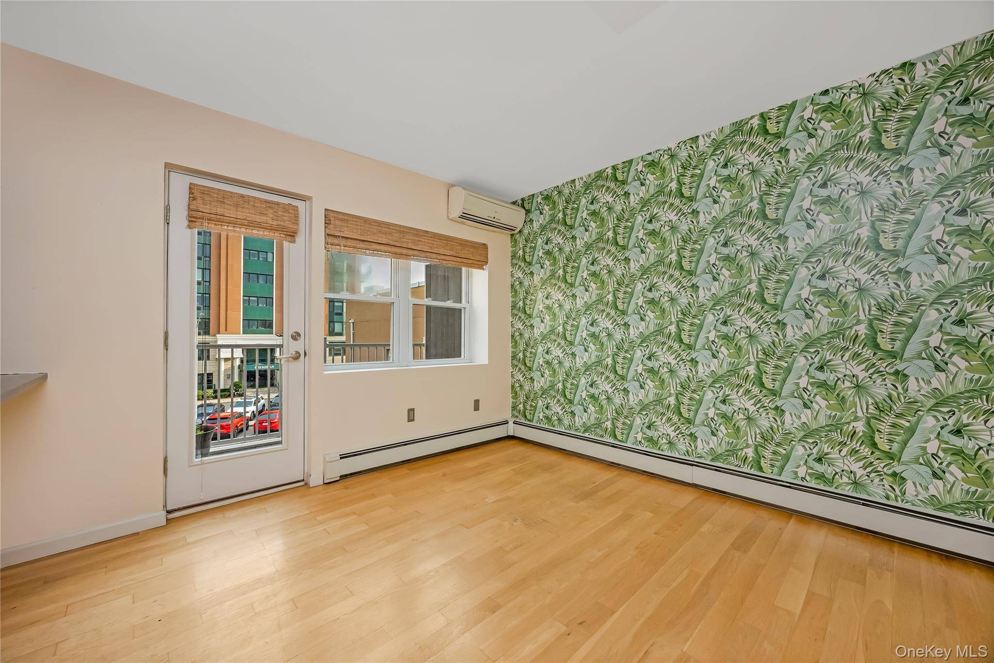 251 W Broadway #306, Long Beach, NY 11561