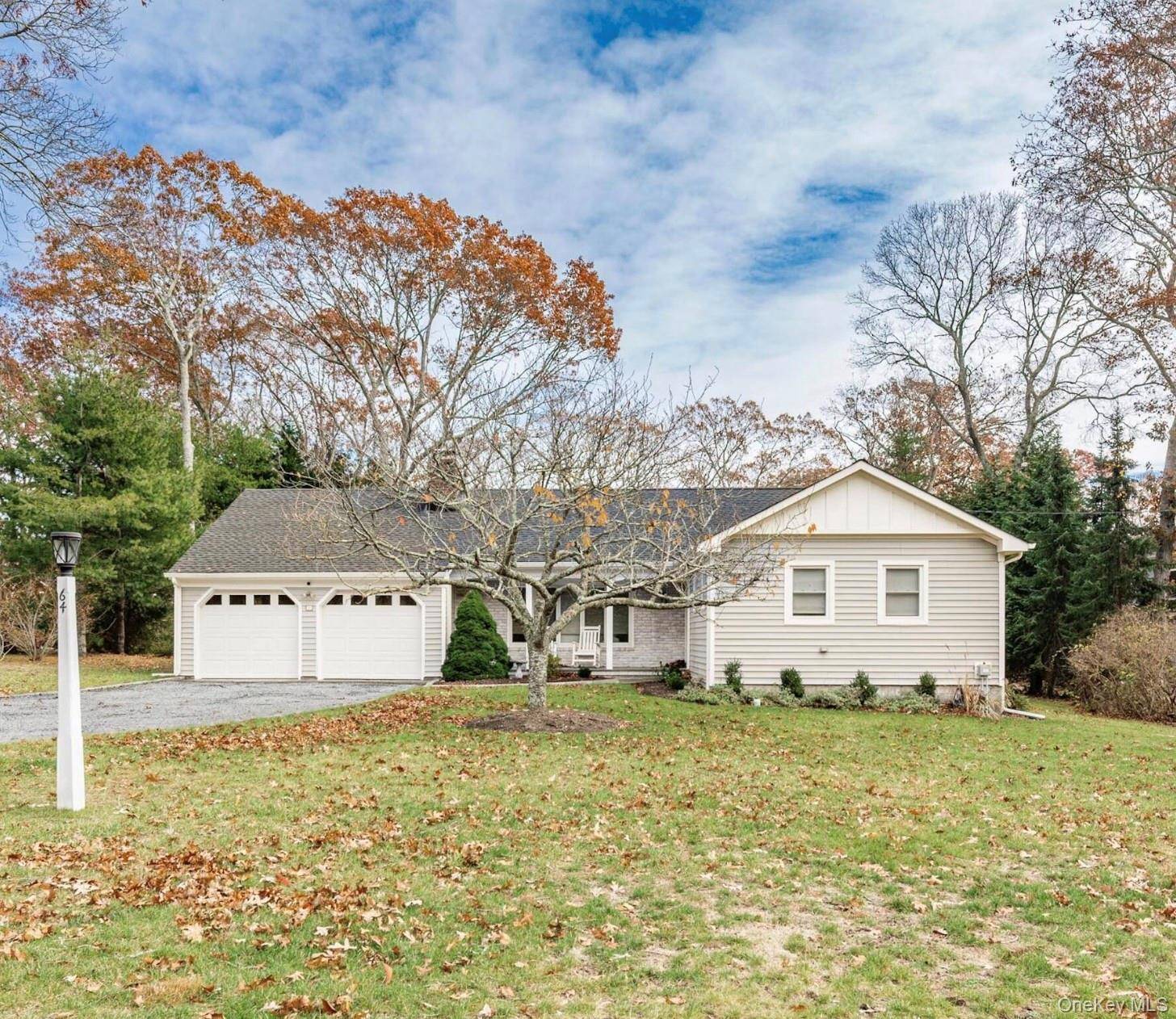64 Aspatuck RD, Westhampton Beach, NY 11978