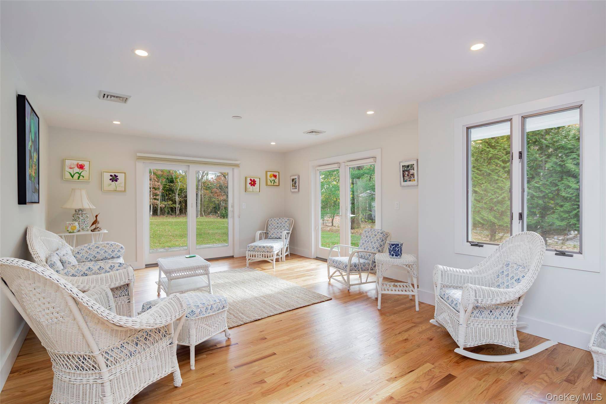 64 Aspatuck RD, Westhampton Beach, NY 11978