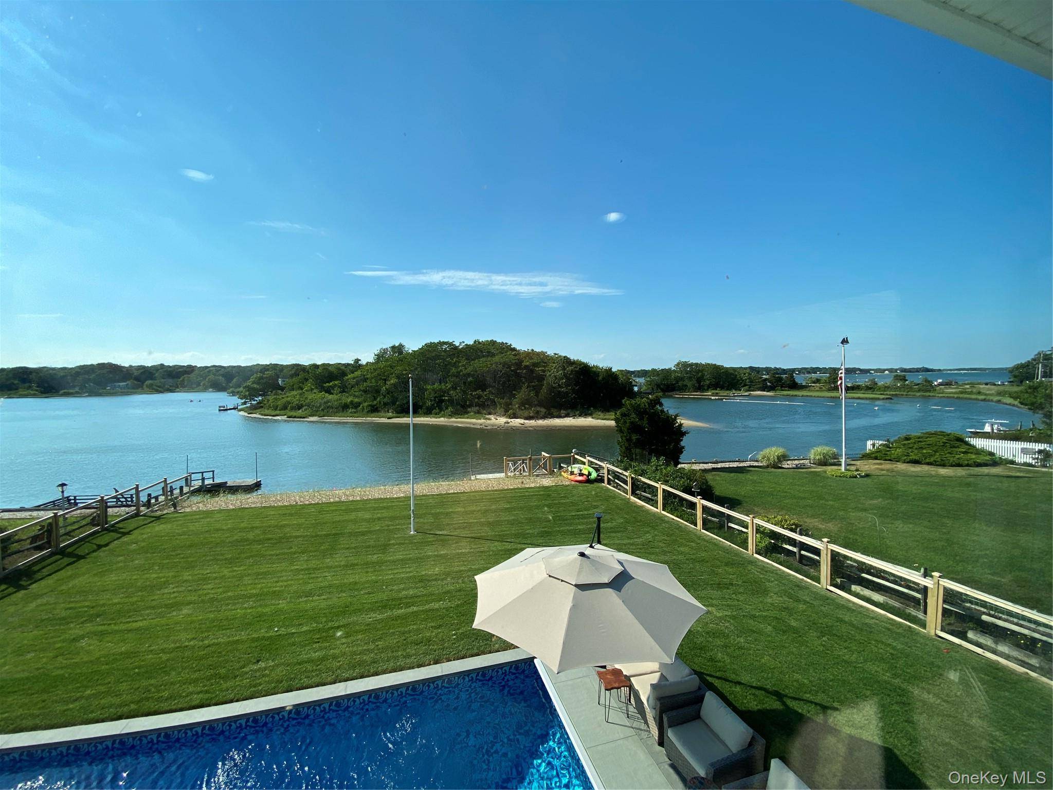 470 Goose Creek LN, Southold, NY 11971