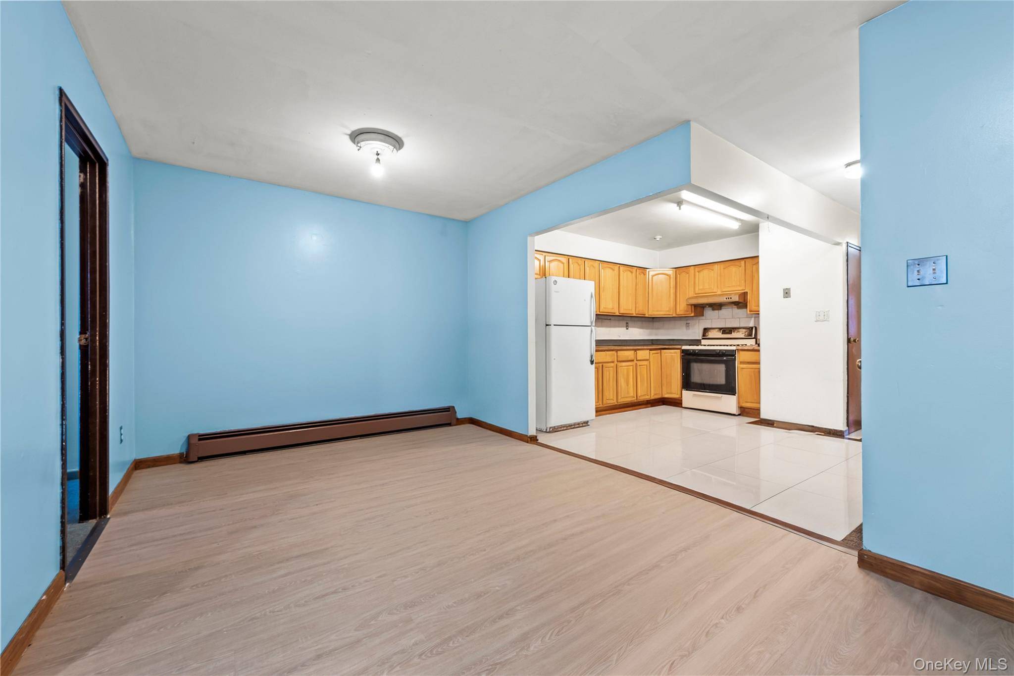 94-44 45th AVE, Elmhurst, NY 11373