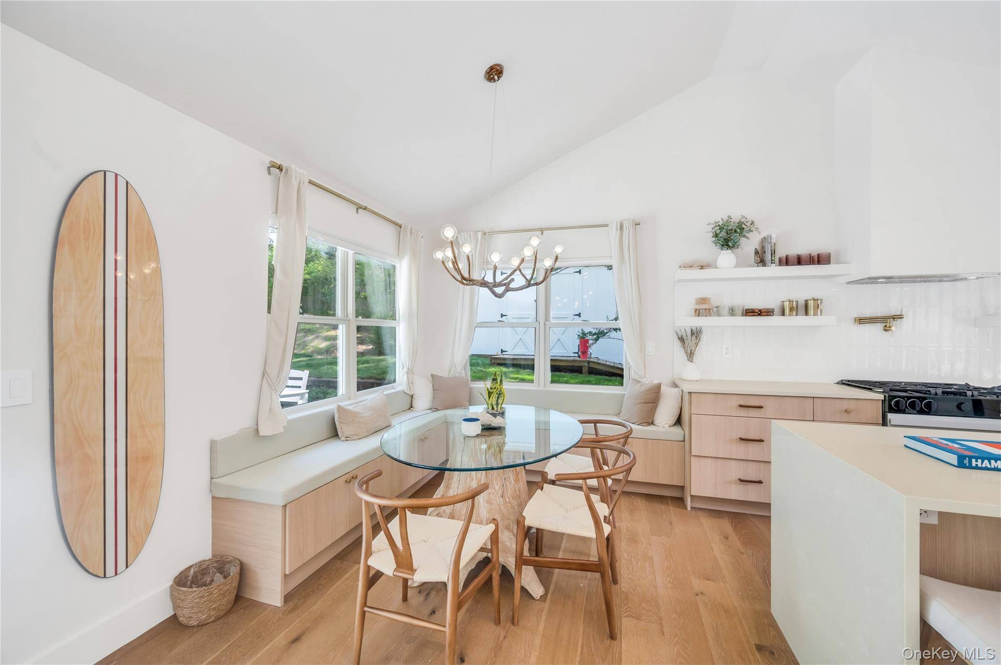 9 Pine Tree Road, Southampton, NY 11968