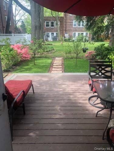 147-53 Grand Central Pkwy #1, Briarwood, NY 11435