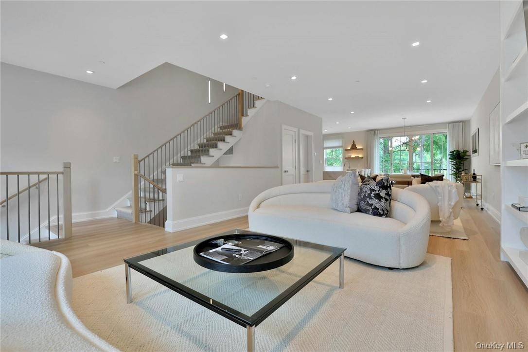 162 Bedford RD #16, Armonk, NY 10504