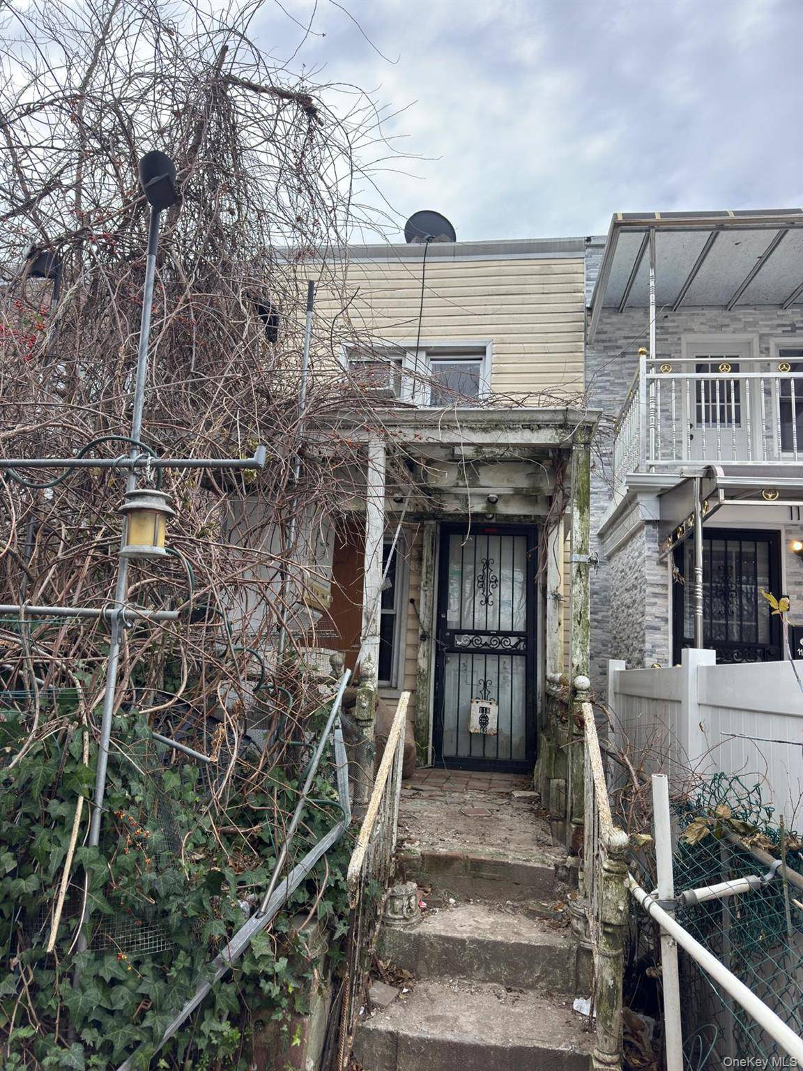 11842 155th ST, Baisley Park, NY 11434