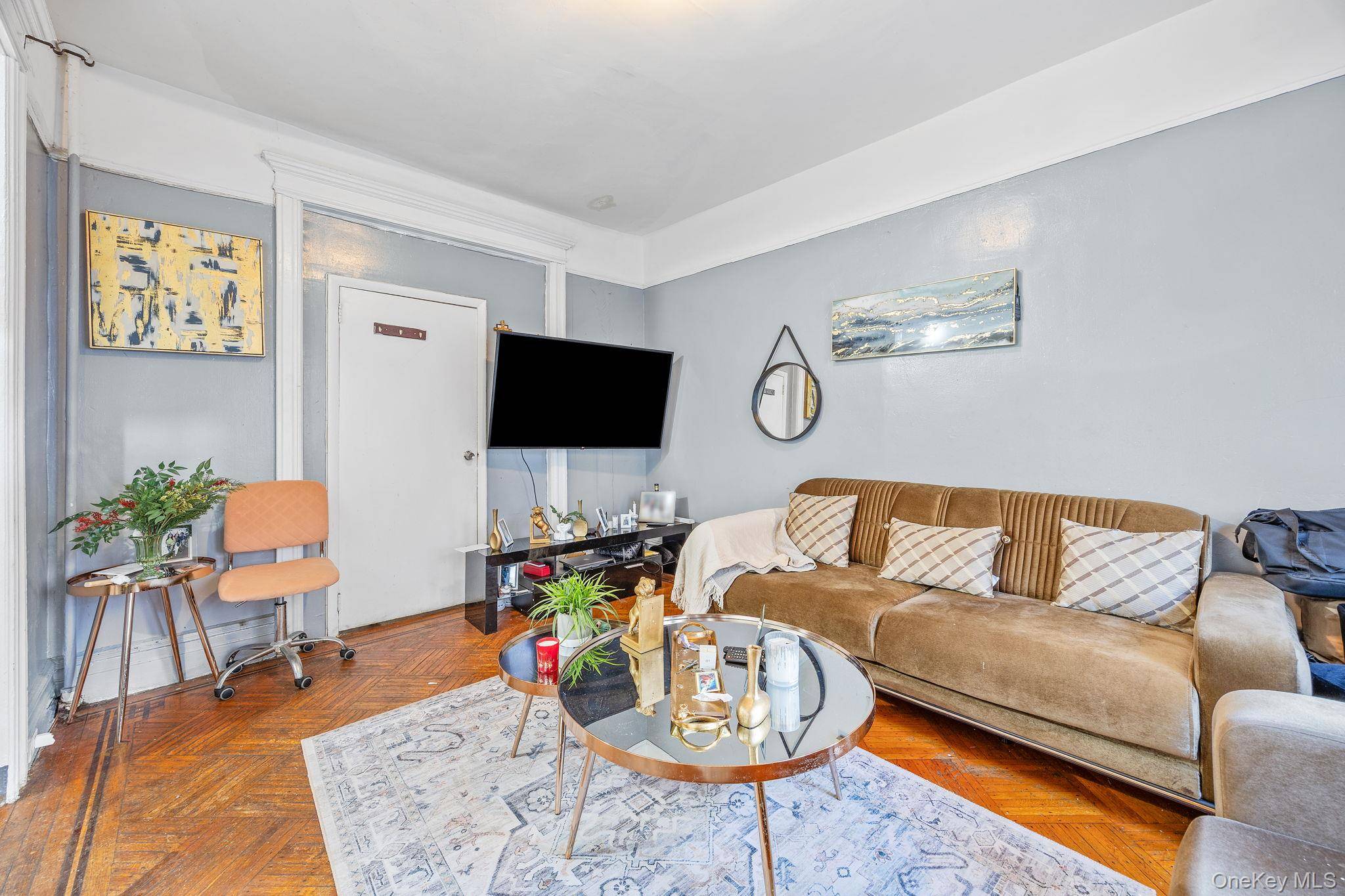 927 E 35th ST, Brooklyn, NY 11210