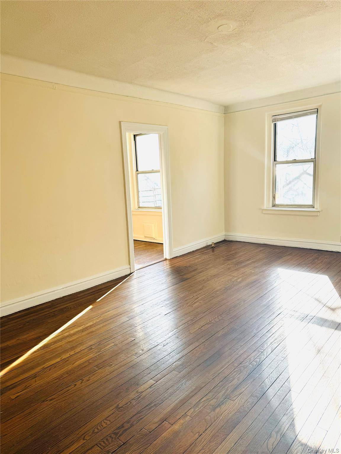 472 Gramatan AVE #Bldg.3, Unit L2, Mount Vernon, NY 10552