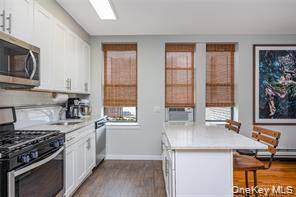 25 W Broadway #204, Long Beach, NY 11561