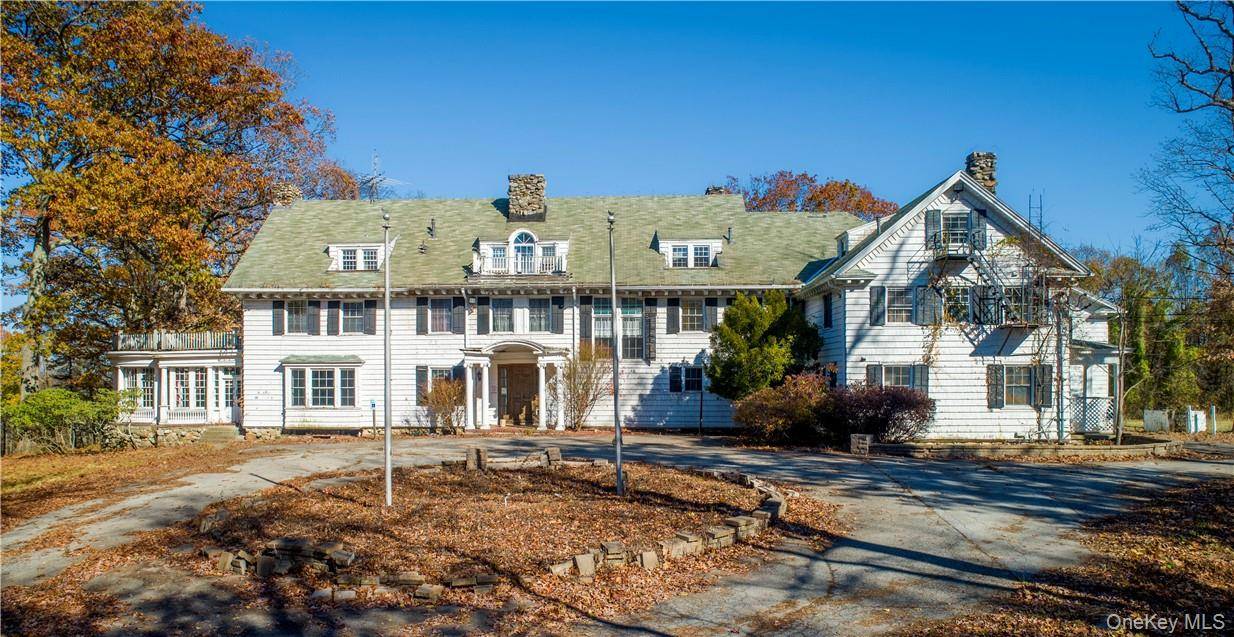 54-66 Ramble Hill LN, Millbrook, NY 12545