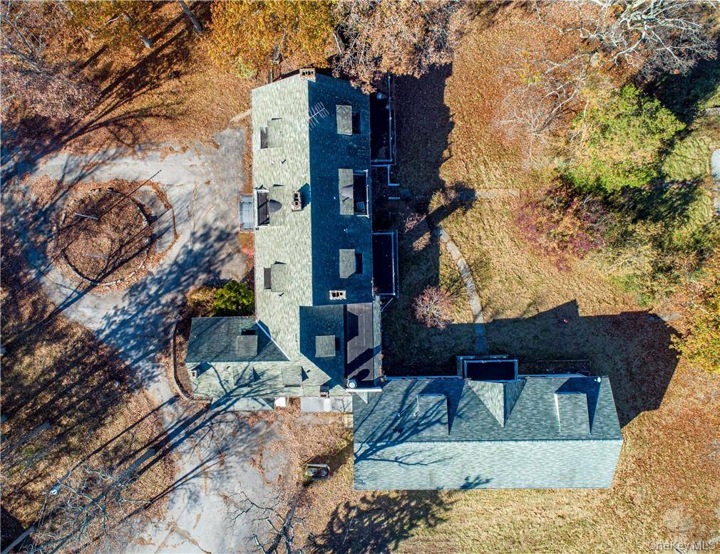 54-66 Ramble Hill LN, Millbrook, NY 12545