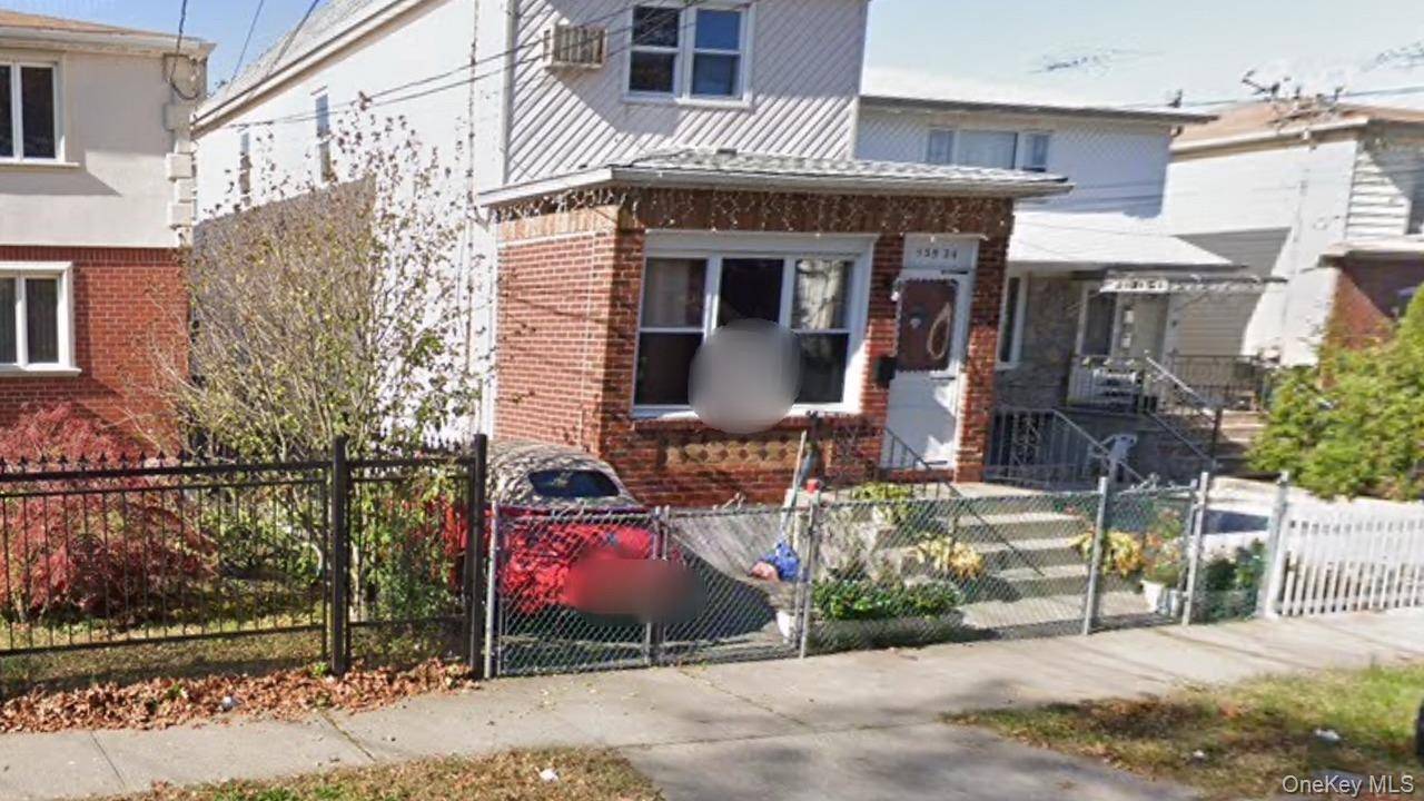 13524 126th ST, South Ozone Park, NY 11420