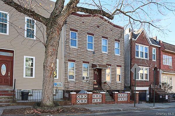 60-64 54th PL, Maspeth, NY 11378