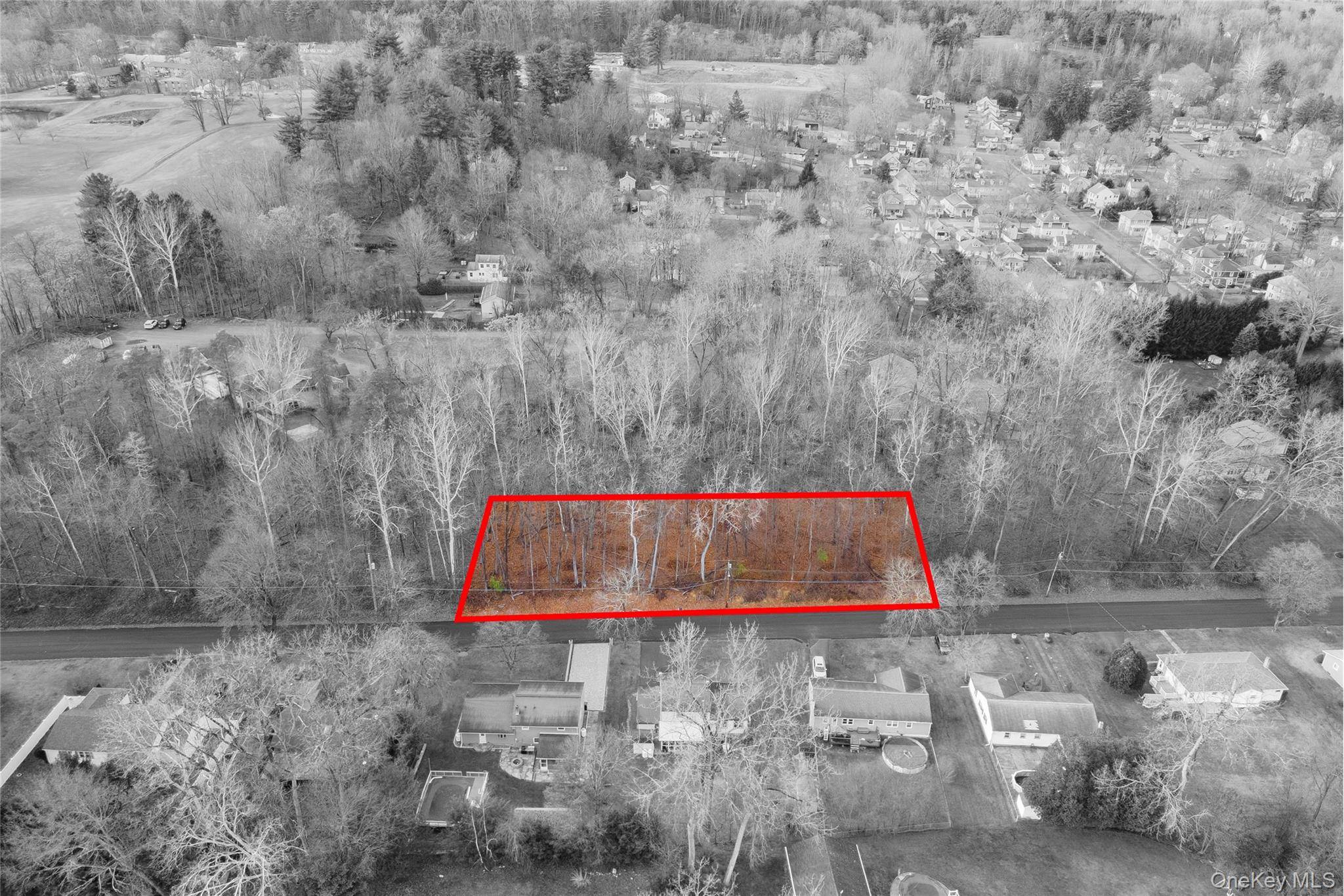 Sandra ST, Ellenville, NY 12428