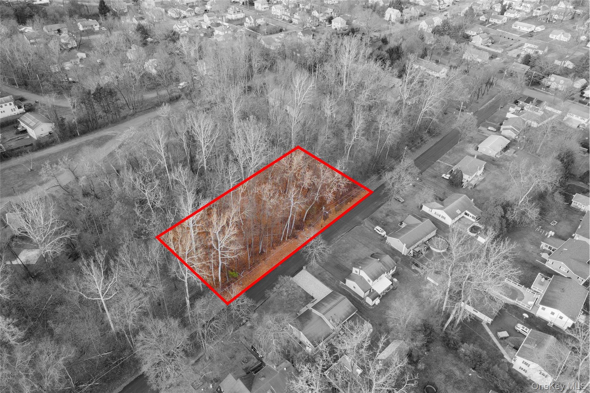 Sandra ST, Ellenville, NY 12428