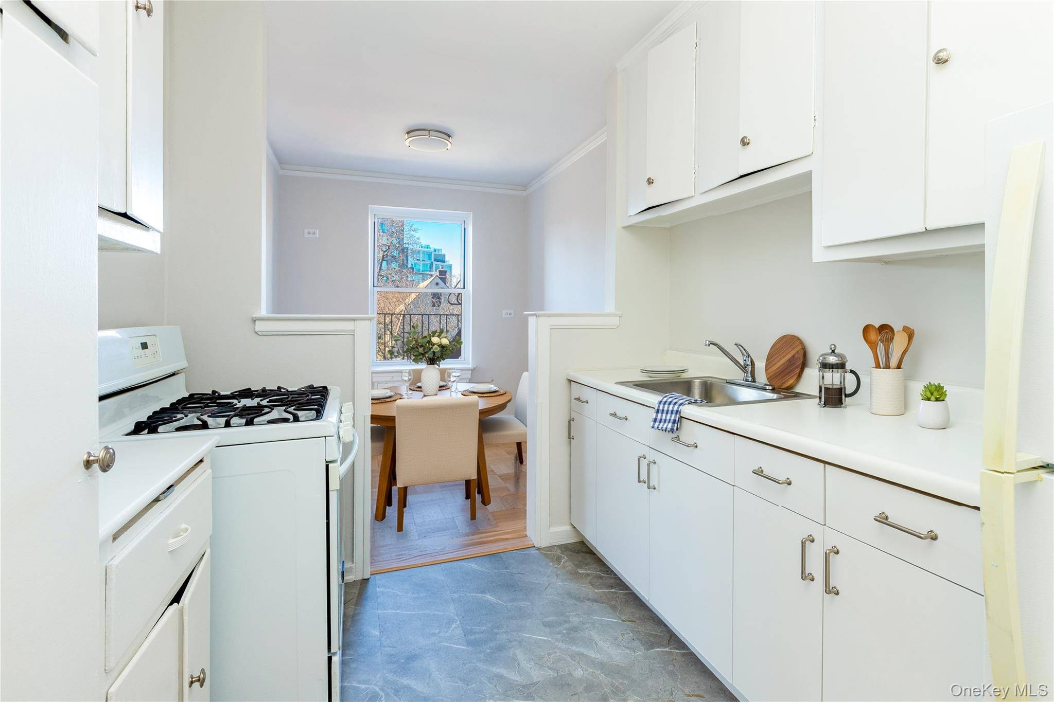 474 W 238th ST #4I, Bronx, NY 10463