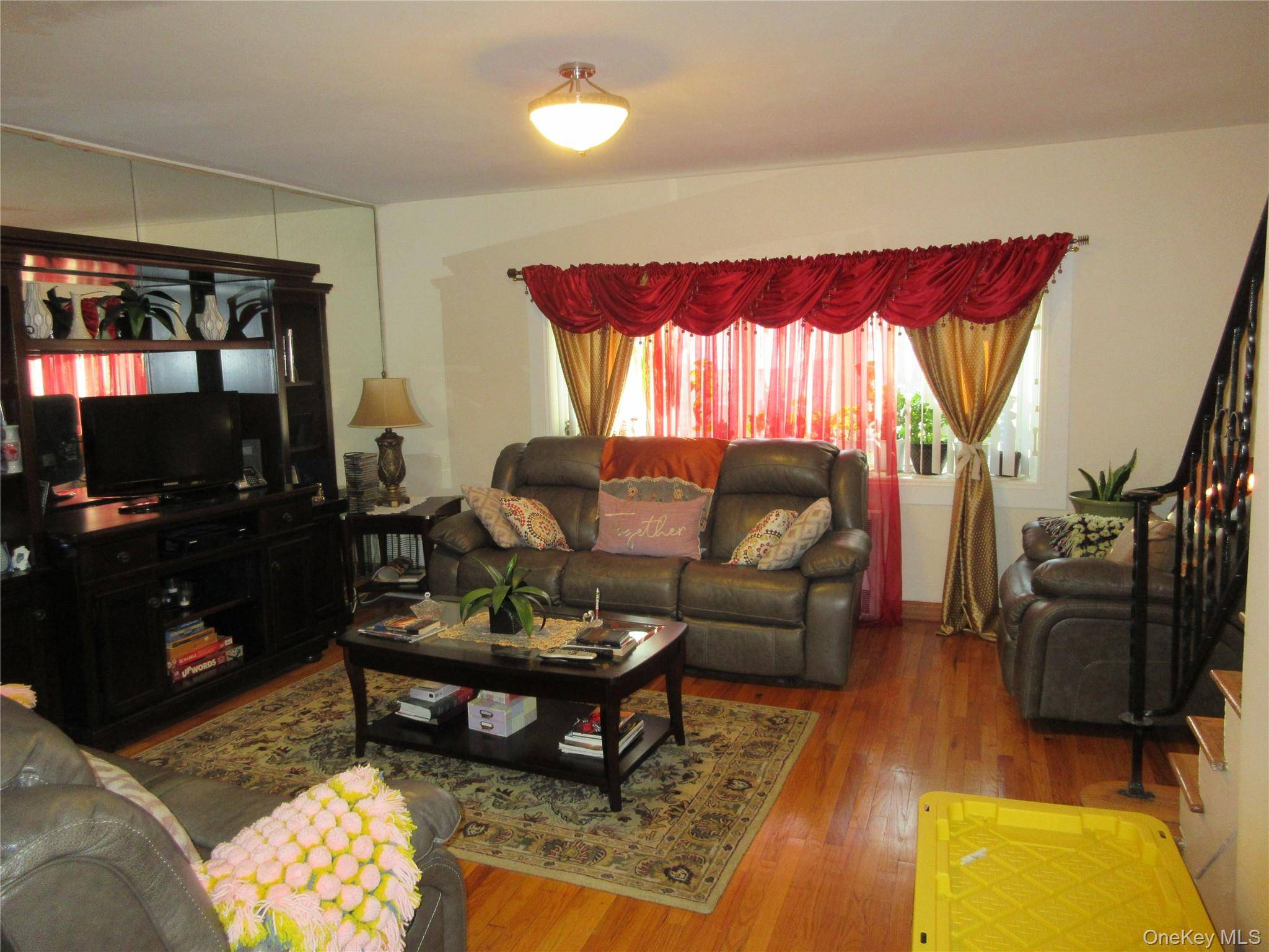 3228 Tenbroeck AVE, Bronx, NY 10469
