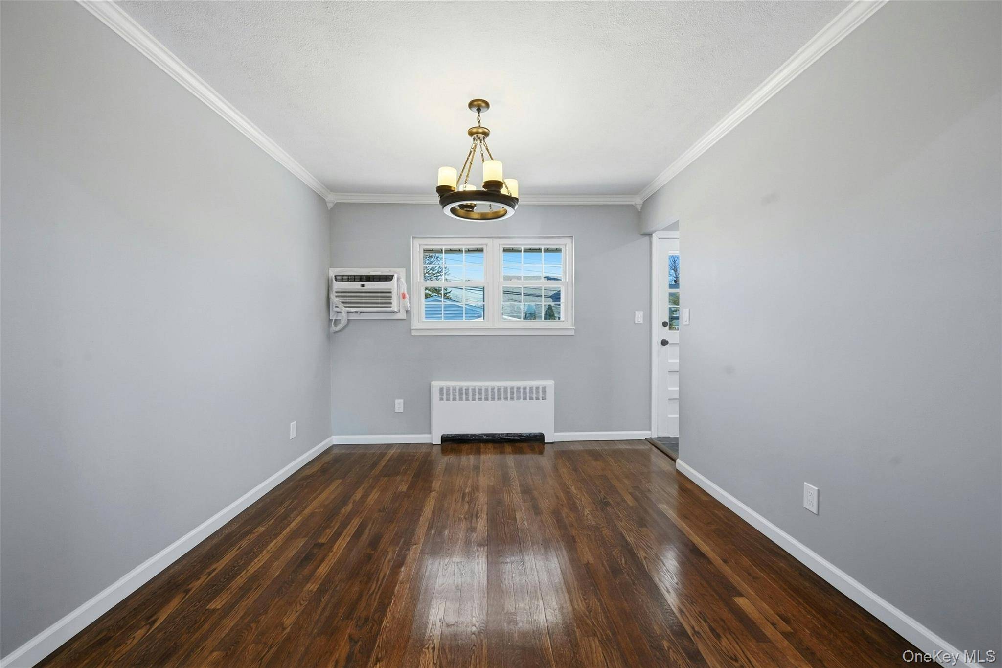 123 S Fordham RD, Hicksville, NY 11801