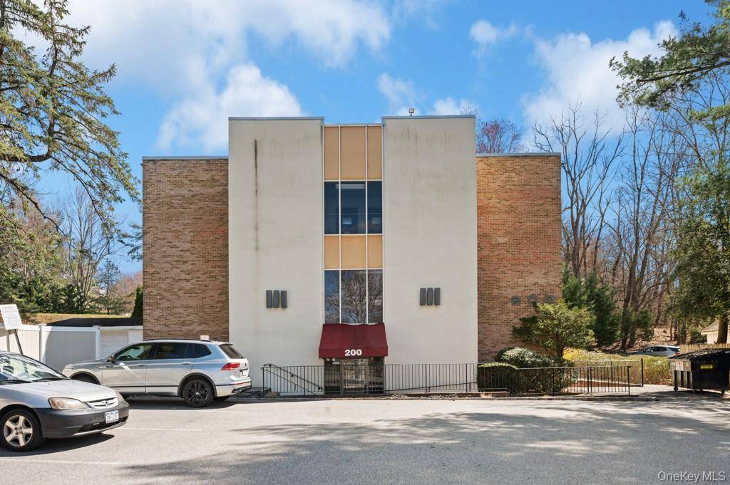 200 S Broadway #2-1 BLDG 2, Tarrytown, NY 10591