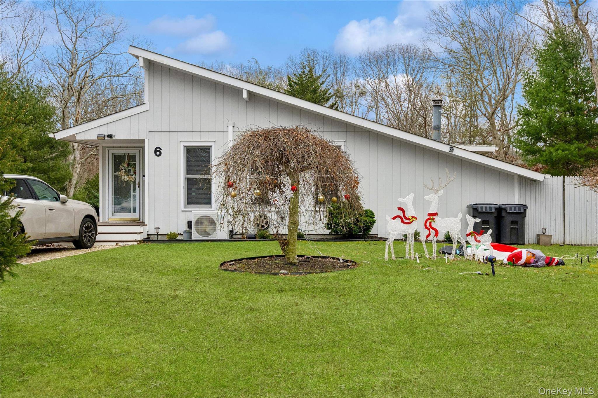 6 Montauk BLVD, East Hampton, NY 11937