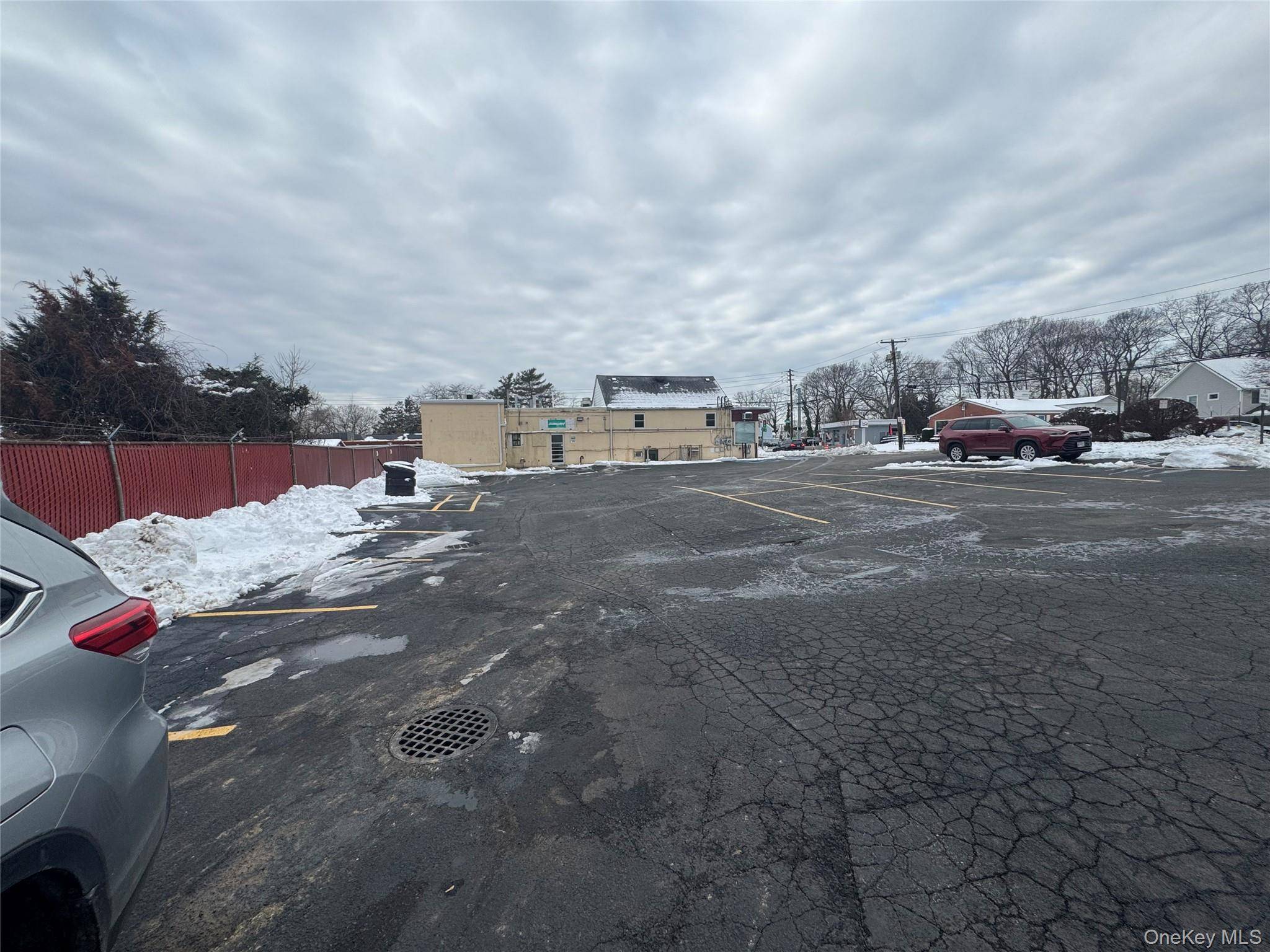 1217 25A, Smithtown, NY 11787