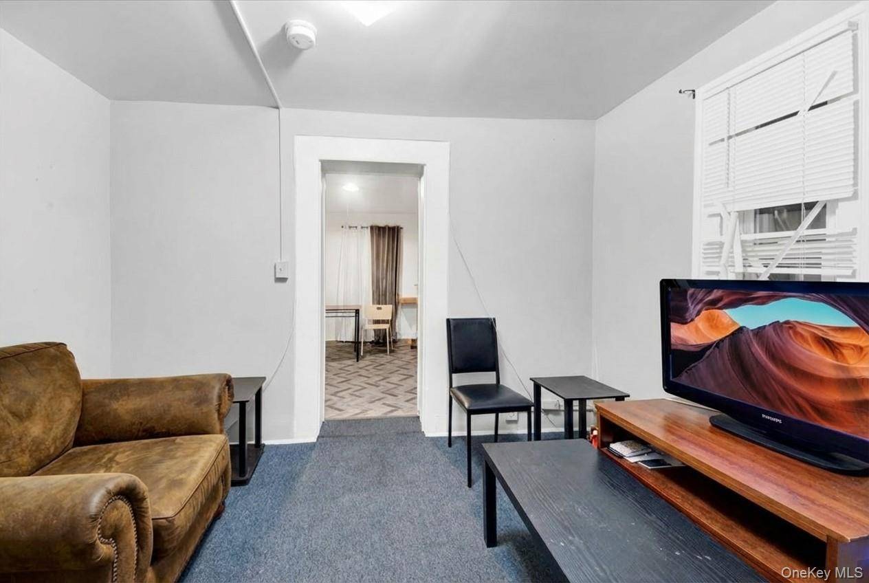 11 N 6th AVE, Mount Vernon, NY 10550